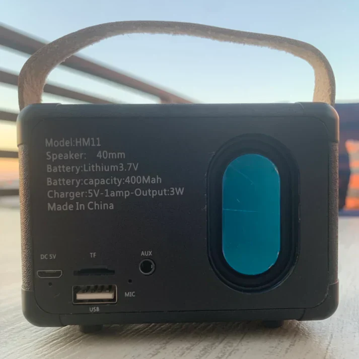 LydBox™ – Kompakt Retro Højtaler - Image 5