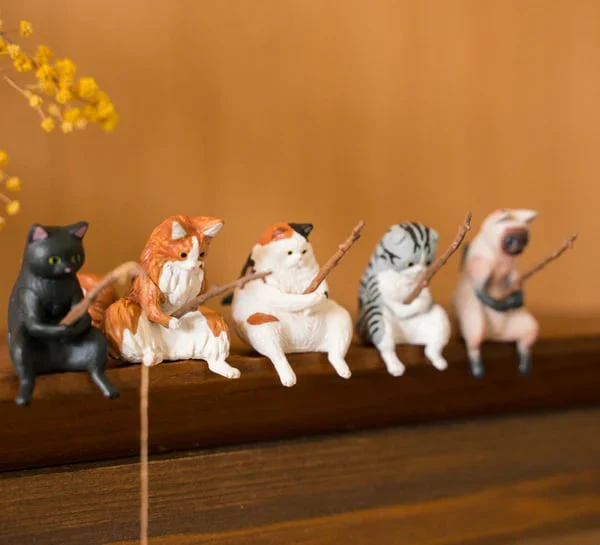 Mini Hyggekatte – Søde Små Katte til Dit Skrivebord - Image 14