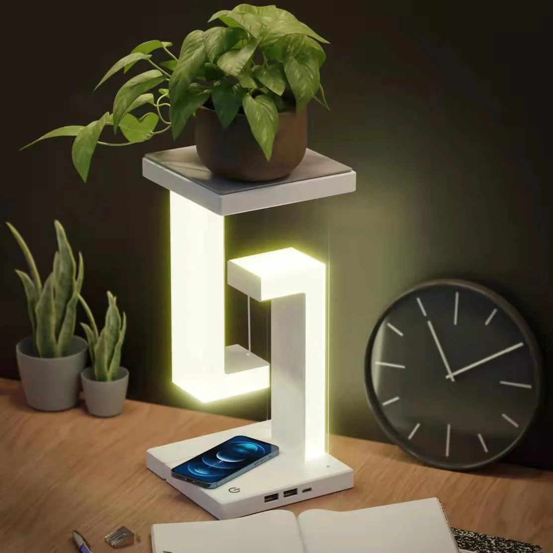 SvævLys™ – Svævende lampe med trådløs smartphone-opladning - Image 3